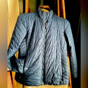 Under Armour women’s blue down jacket